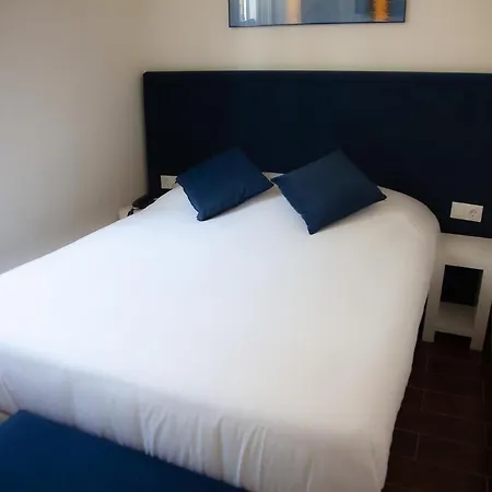 Noches En Triana Hotel Siviglia