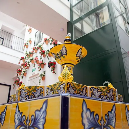 Noches En Triana Otel 2*
